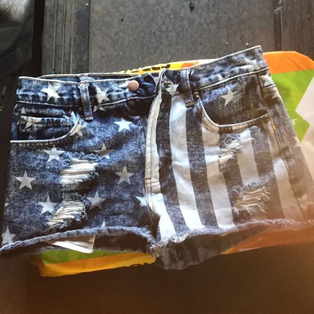 Refuge Patriotic Jean Shorts sz. 6